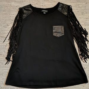 Jersey t-shirt with shoulder fringe